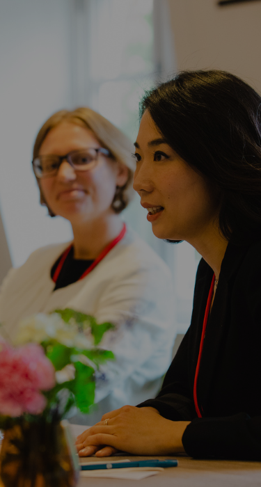 375x700 dark (1).png