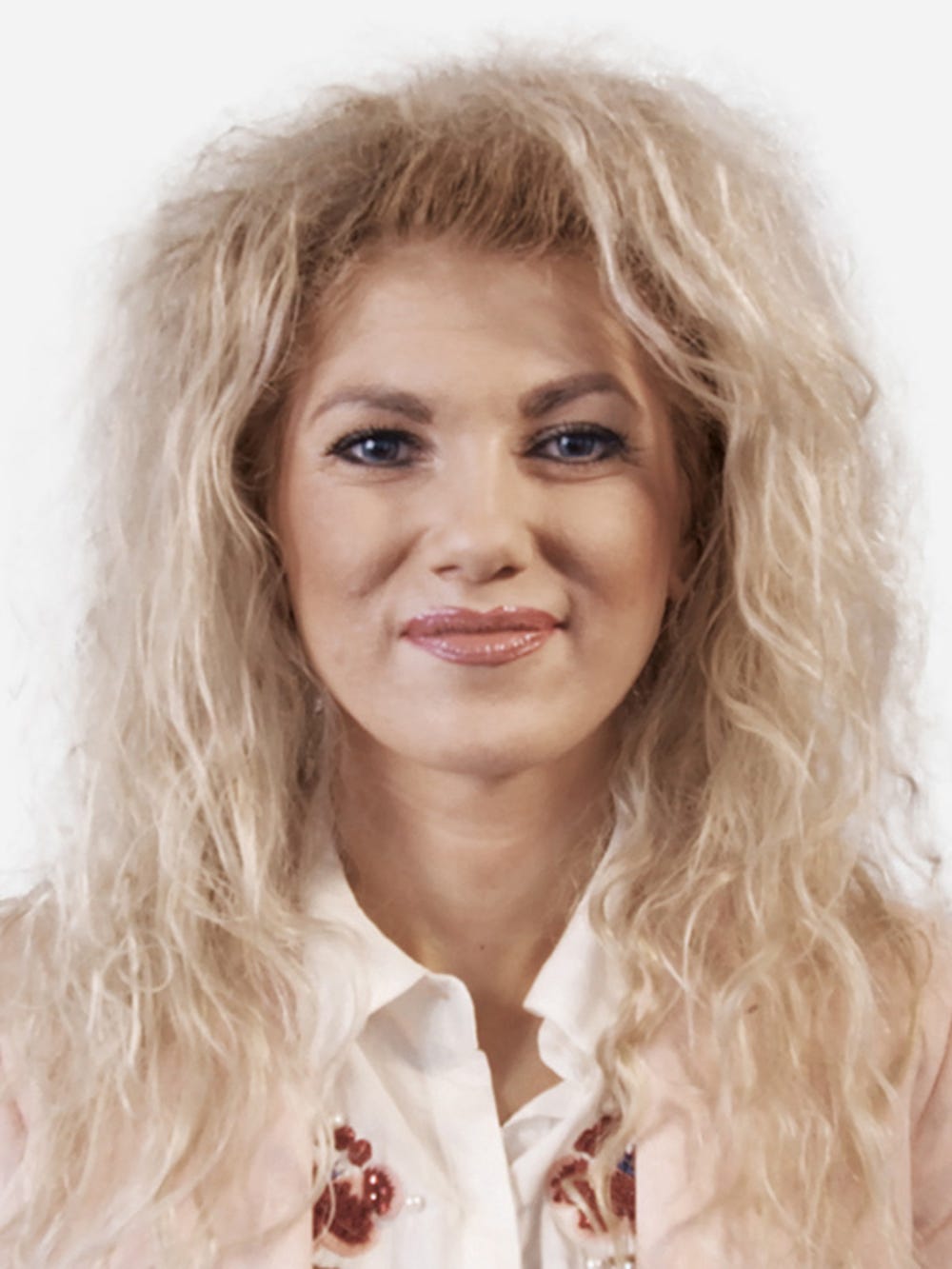 KristinaTsvetanova_profile_600x800.jpg